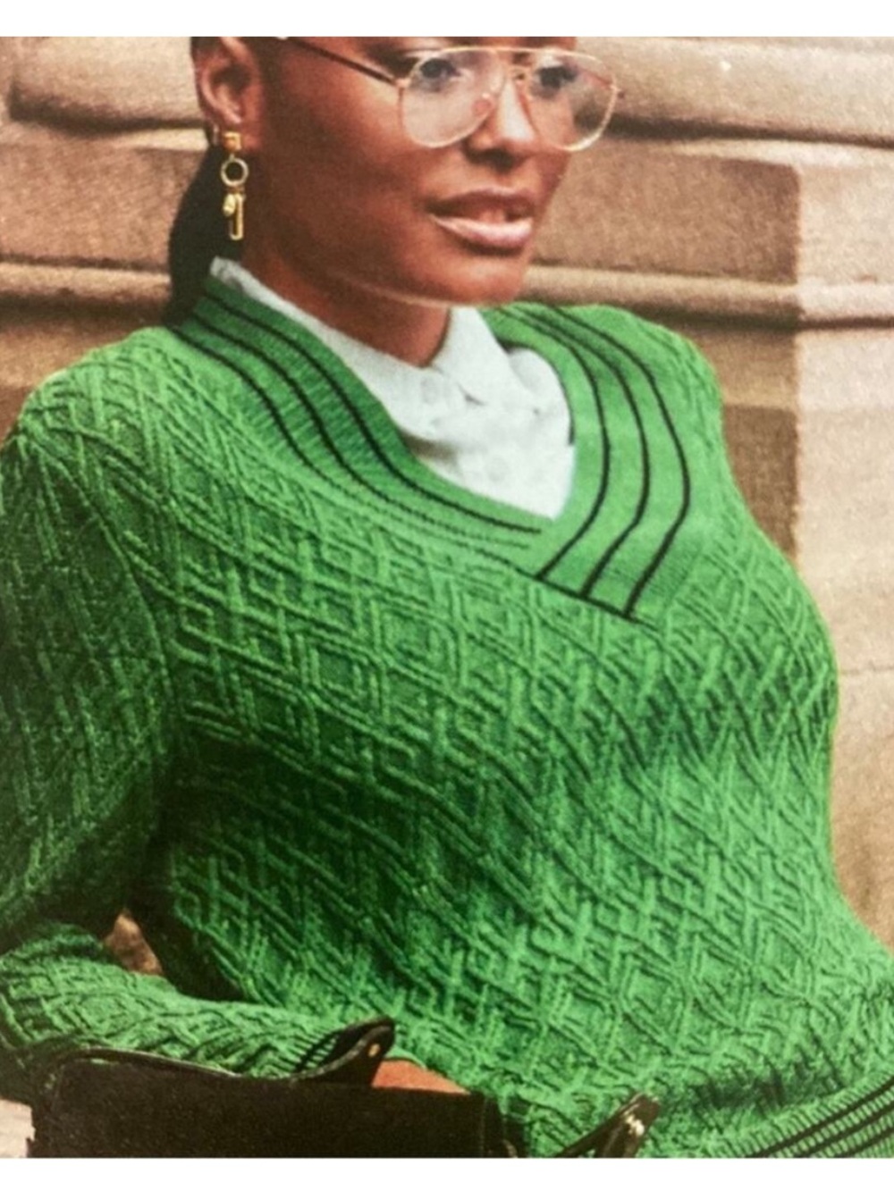 BOGO! NWT CAbi Lucky Day V-Neck Pullover Sweater #4467 Green Black Small